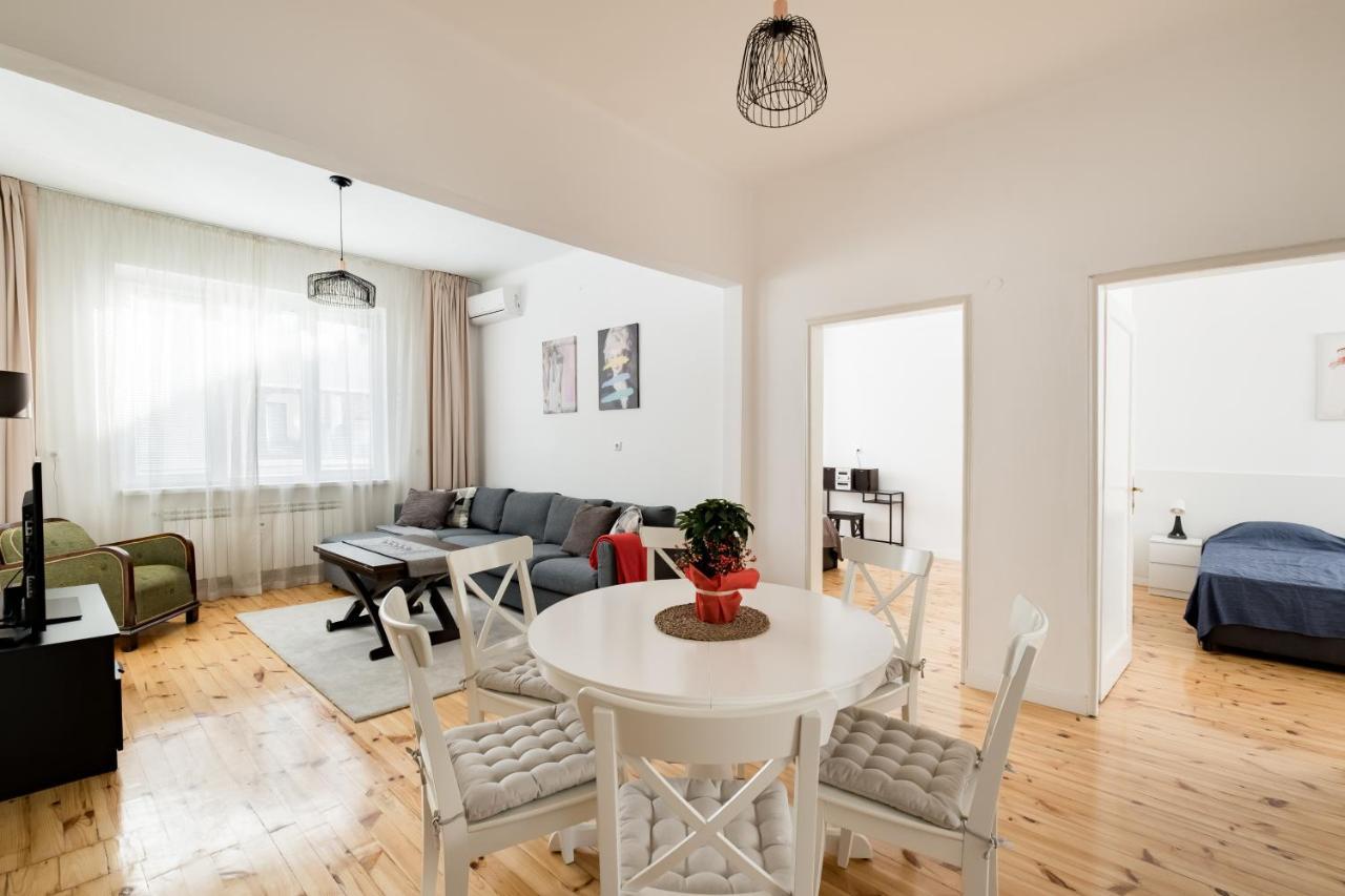 Spacious 3 Bedroom Home In Sofia'S Top Center Exterior photo