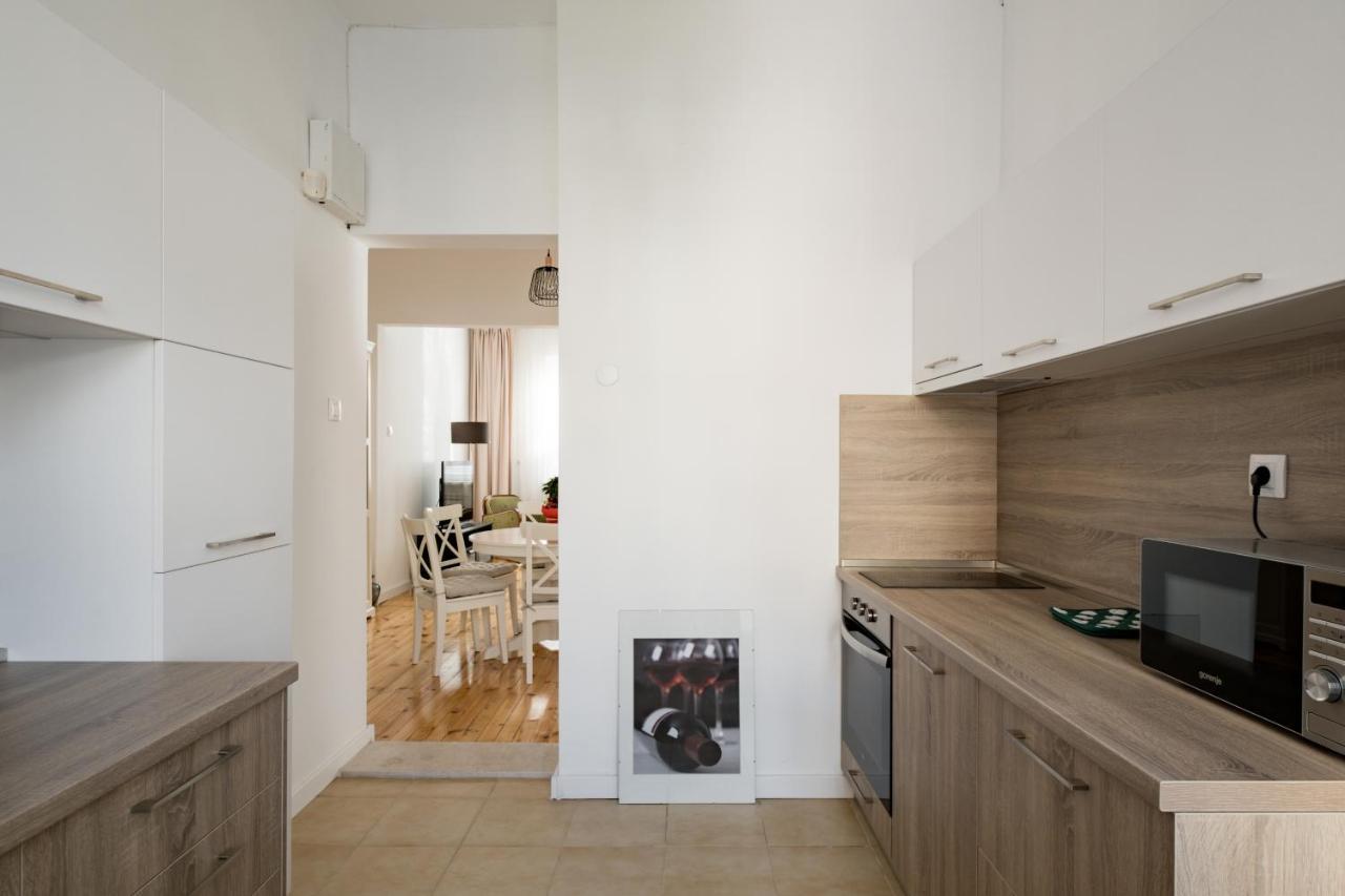 Spacious 3 Bedroom Home In Sofia'S Top Center Exterior photo